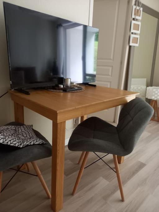 Apartament Le Doubs Cosy Besançon Zewnętrze zdjęcie